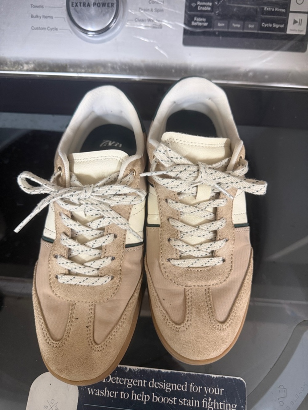 Zara Beige & Cream Low-Top Sneakers